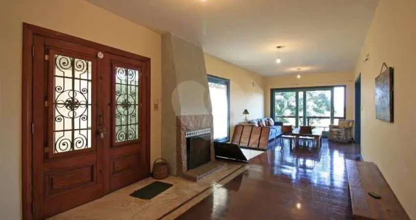 Casa com 4 quartos à venda na Rua Poconé, --, Sumaré, São Paulo