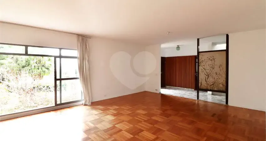 Sobrado com 4 quartos à venda ou para locação em Sumaré - SP