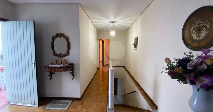 Casa com 3 quartos à venda na Rua Coelho de Carvalho, --, Alto da Lapa, São Paulo