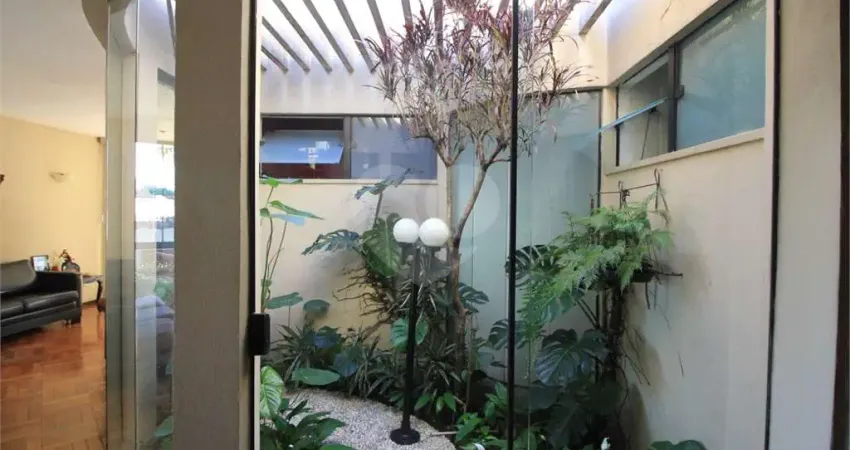 Casa com 4 quartos à venda na Rua Monsenhor Passos, --, Vila Madalena, São Paulo