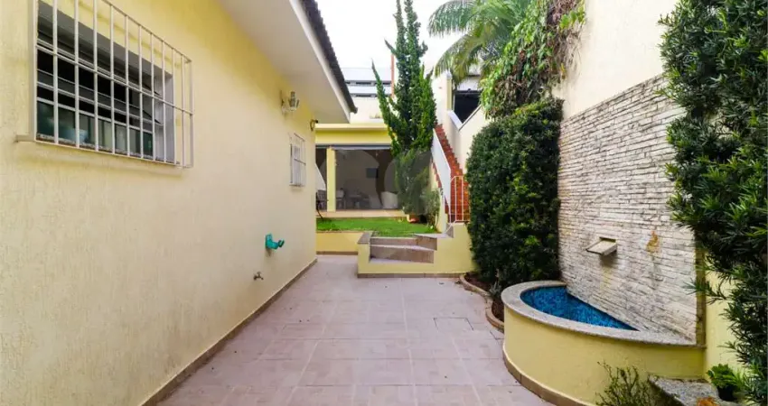 Casa com 3 quartos à venda ou para locação em Alto Da Lapa - SP