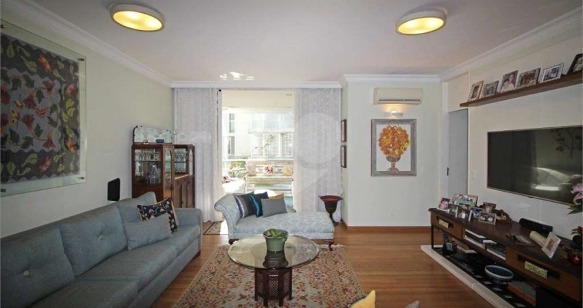 Apartamento com 3 quartos à venda em Alto De Pinheiros - SP