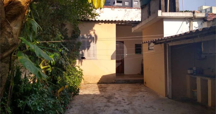 Casa térrea com 2 quartos à venda em Vila Madalena - SP