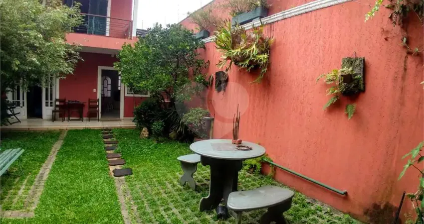 Casa com 3 quartos à venda na Vila Romana, São Paulo