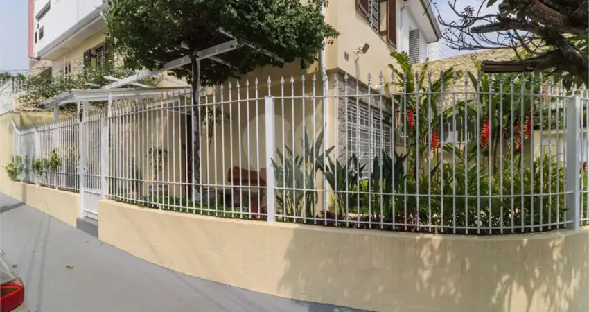 Casa com 3 quartos à venda na Rua Juatuba, --, Vila Madalena, São Paulo