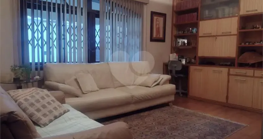 Sobrado com 3 quartos à venda em Vila Hamburguesa - SP
