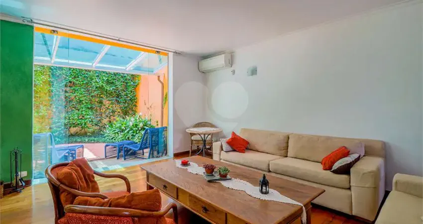 Sobrado com 4 quartos à venda em Vila Madalena - SP