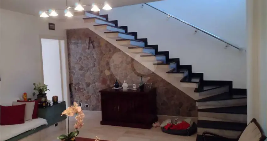 Casa com 2 quartos à venda na Vila Romana, São Paulo 