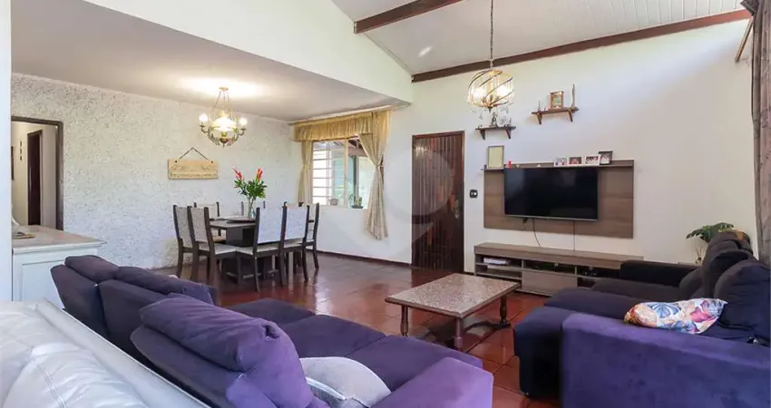 Casa com 3 quartos à venda na Rua Dona Elisa Moraes Mendes, --, Alto de Pinheiros, São Paulo