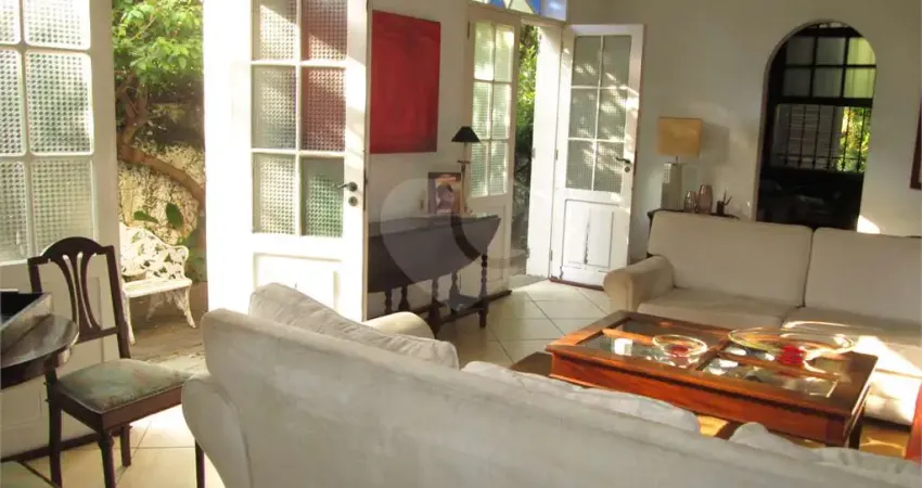 Casa com 4 quartos à venda em Butantã - SP