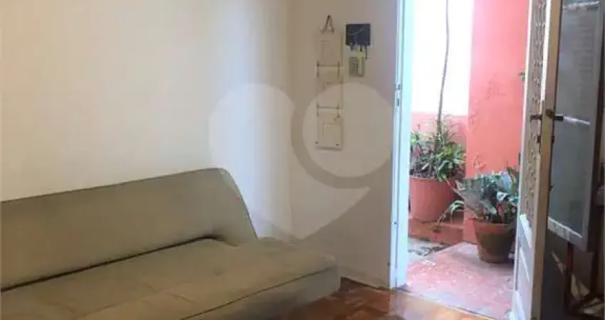 Casa com 3 quartos à venda na Antônio Alarcon, --, Alto da Lapa, São Paulo