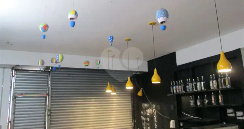 Galpão à venda ou para locação em Pinheiros - SP