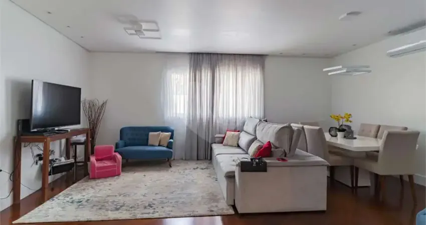 Casa térrea com 3 quartos à venda em Alto Da Lapa - SP