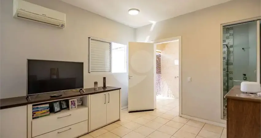 Casa com 4 quartos à venda na Rua Morro Agudo, --, Perdizes, São Paulo