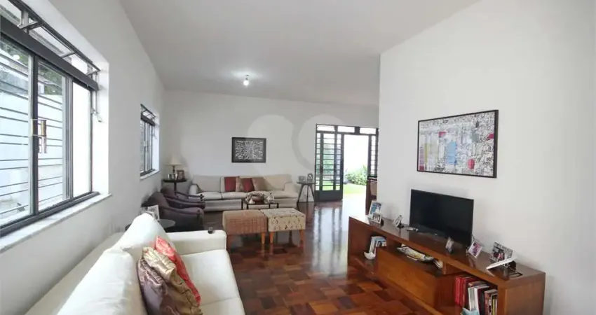 Casa com 3 quartos à venda em Jardim Das Bandeiras - SP