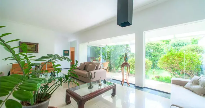 Casa com 4 quartos à venda em Bela Aliança - SP