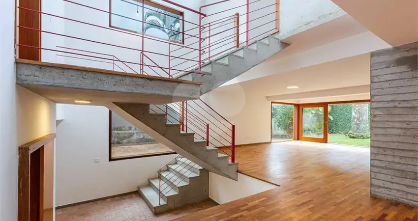 Casa com 4 quartos à venda em Alto de Pinheiros, São Paulo 