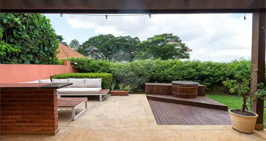 Casa com 4 quartos à venda em Sumaré - SP