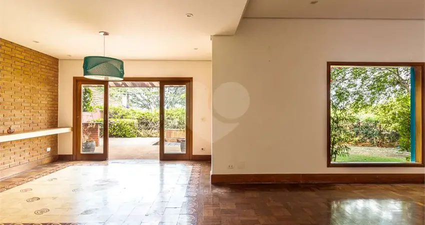 Casa com 4 quartos à venda na Rua Piracicaba, --, Sumaré, São Paulo