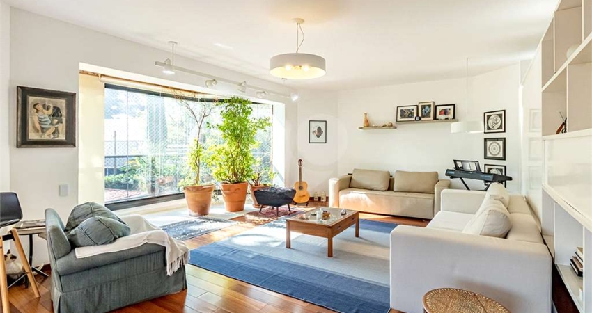 Apartamento com 3 quartos à venda em Vila Madalena - SP