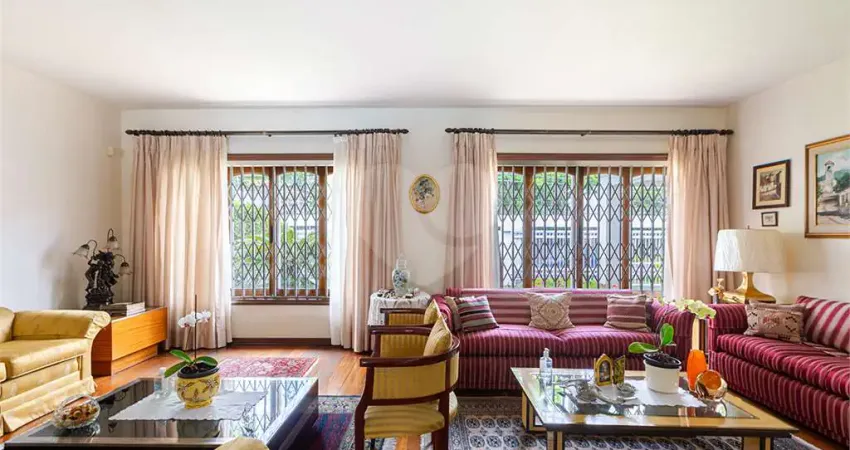Casa com 4 quartos à venda em Alto de Pinheiros, São Paulo 