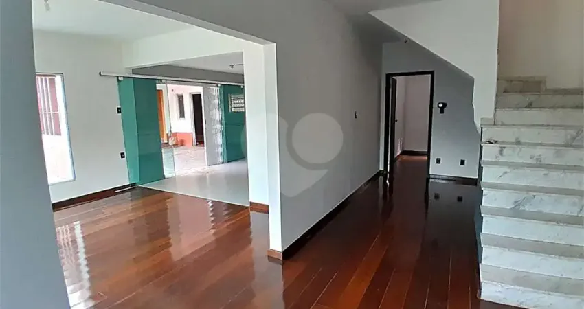 Casa com 3 quartos à venda na Rua Doutor Rui Batista Pereira, --, Butantã, São Paulo