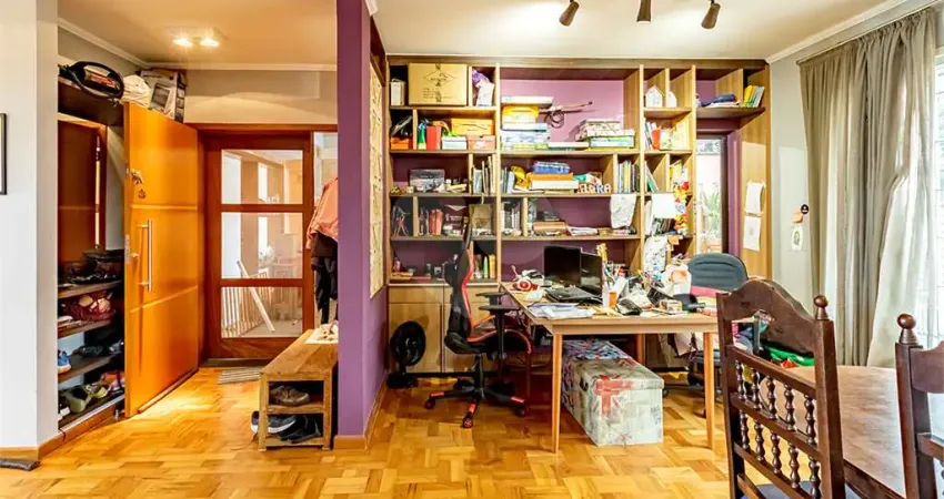 Casa com 3 quartos à venda na Rua Aecri, --, Vila Madalena, São Paulo