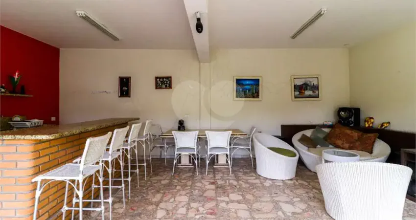 Casa com 3 quartos para alugar na Rua Princesa Leopoldina, --, Lapa, São Paulo