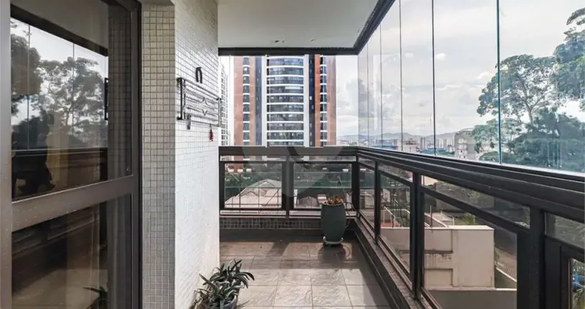 Apartamento com 4 quartos à venda ou para locação em Alto Da Lapa - SP