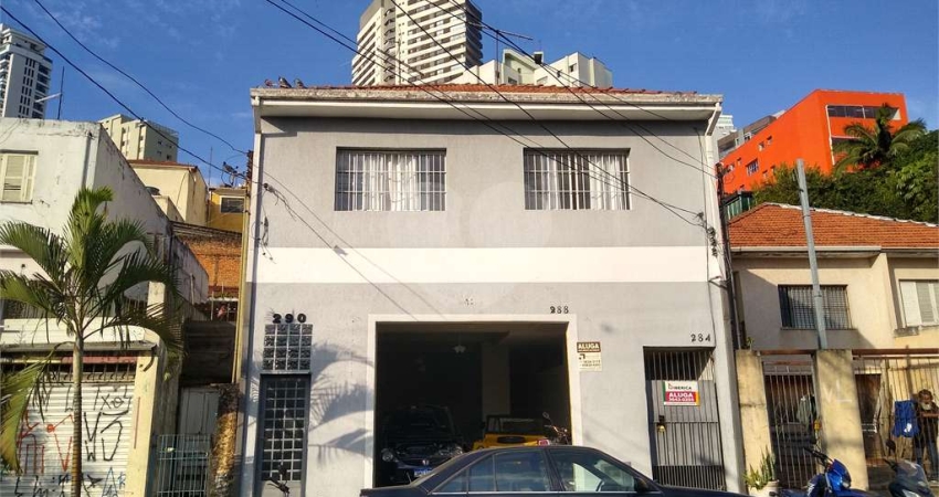 Sobrado com 1 quartos à venda ou para locação em Alto Da Lapa - SP