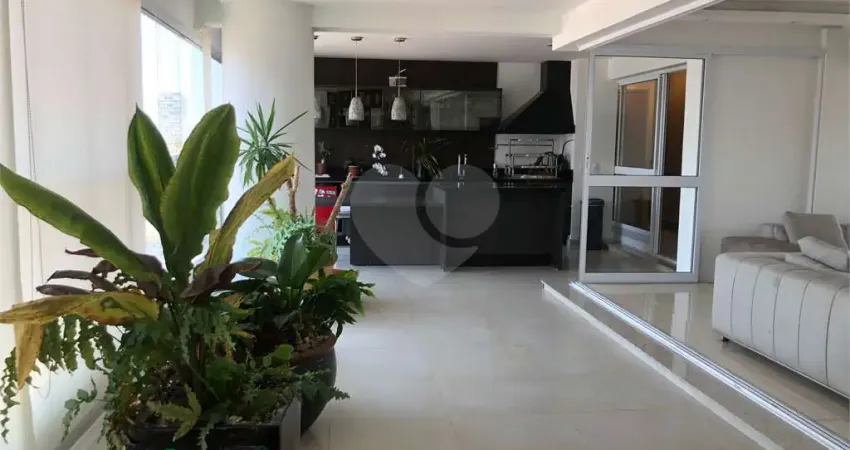 Apartamento com 3 quartos à venda na Rua Mário Whately, --, Alto da Lapa, São Paulo