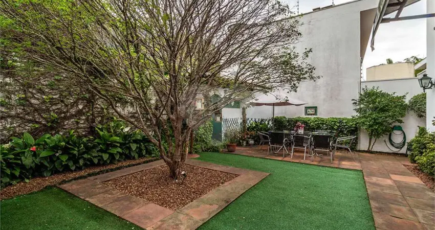 Casa com 4 quartos à venda em Alto de Pinheiros, São Paulo 