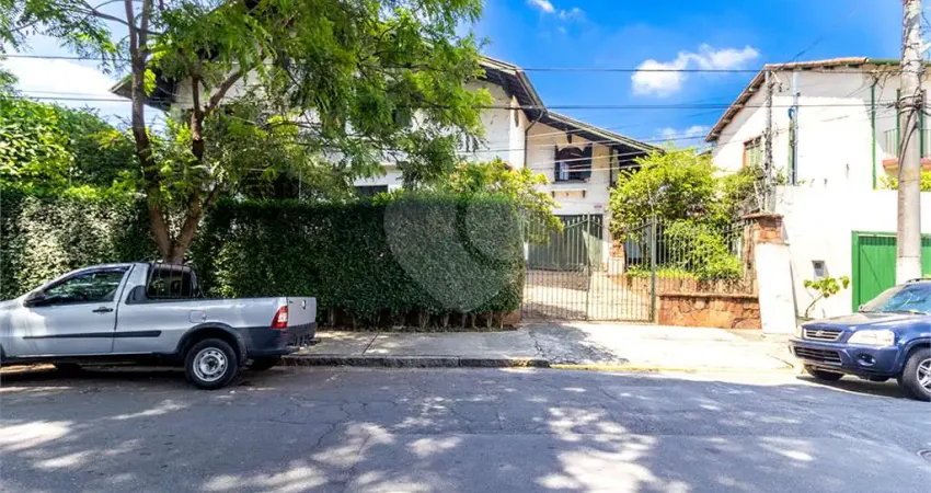 Casa com 3 quartos à venda no Pacaembu, São Paulo 
