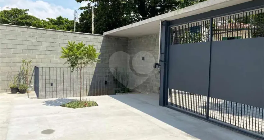 Casa com 3 quartos à venda em Vila Ipojuca - SP