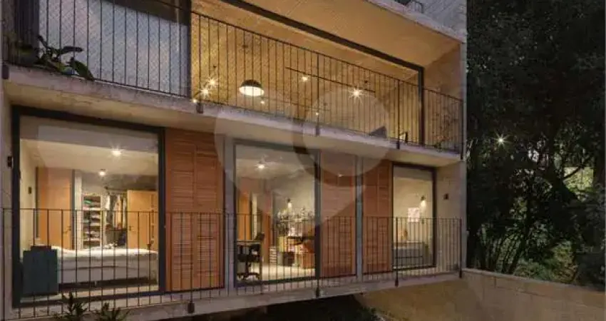 Casa com 3 quartos à venda na Rua Camburiú, --, Alto da Lapa, São Paulo