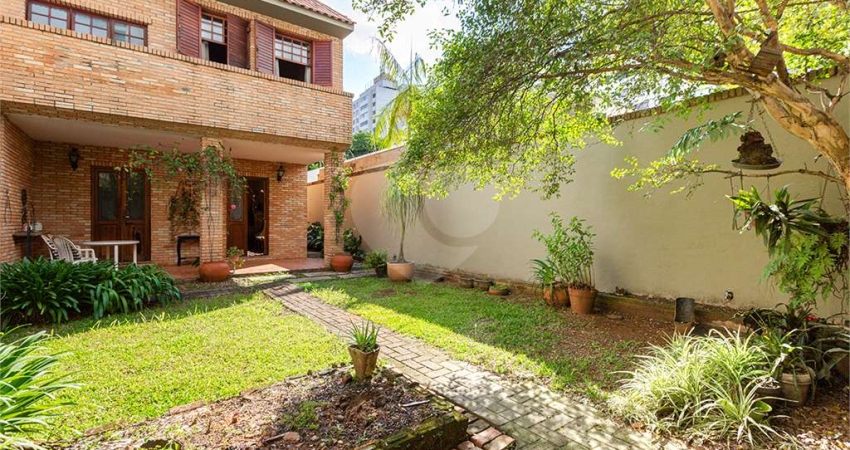Casa com 4 quartos à venda na Rua Doutor Paulo Vieira, --, Sumaré, São Paulo