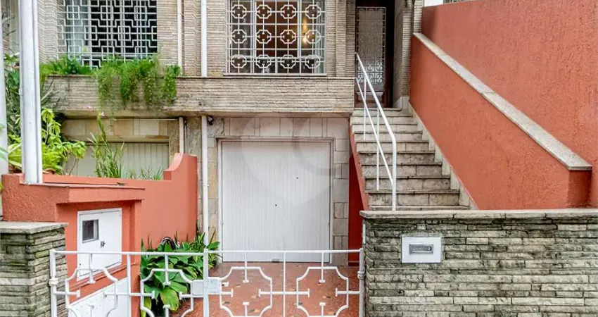Casa com 3 quartos à venda na Rua Aimberê, --, Perdizes, São Paulo