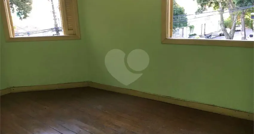 Casa com 3 quartos à venda na Rua Catão, --, Vila Romana, São Paulo