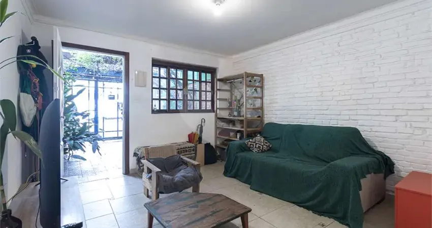 Casa com 2 quartos à venda em Pinheiros, São Paulo