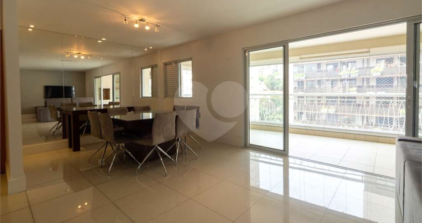 Apartamento com 3 quartos à venda ou para locação em Perdizes - SP
