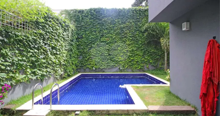 Casa com 4 quartos à venda em Alto De Pinheiros - SP