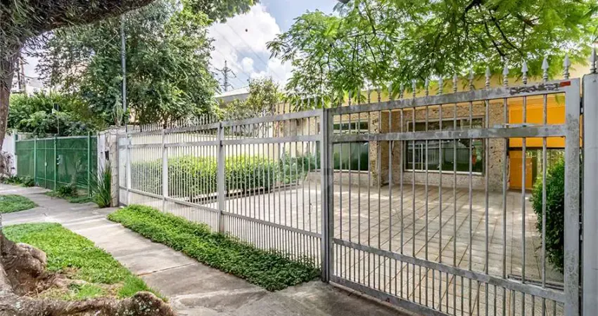 Casa térrea com 3 quartos à venda ou para locação em vila hamburguesa - sp