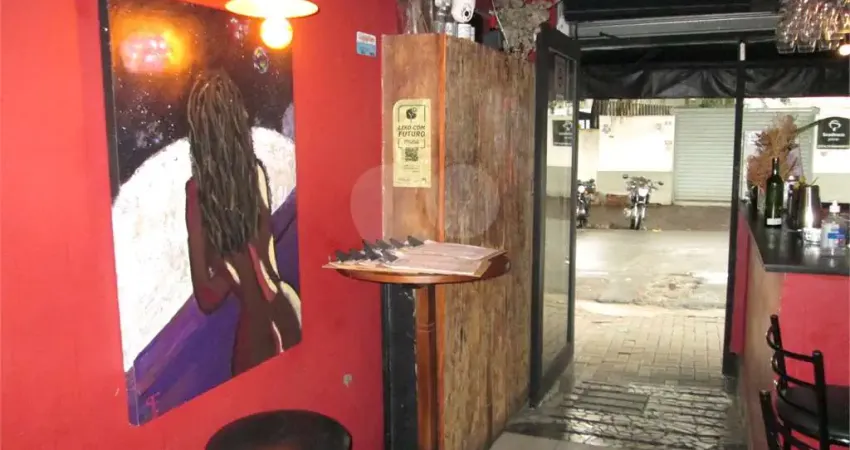 Salão Comercial à venda em Pinheiros - SP