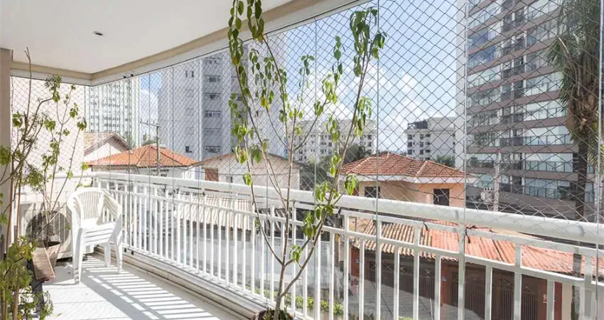 Apartamento com 3 quartos à venda ou para locação em Alto Da Lapa - SP