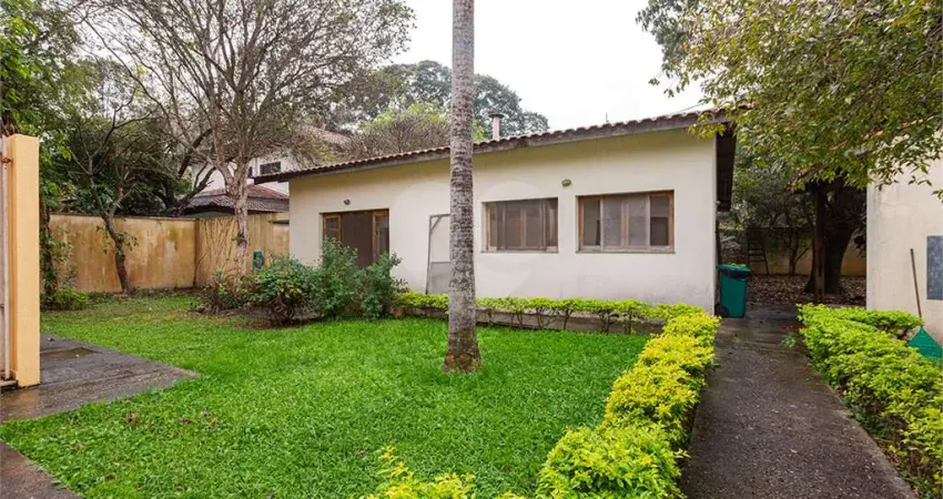 Casa com 5 quartos à venda na Rua Agostinho Cantu, --, Butantã, São Paulo