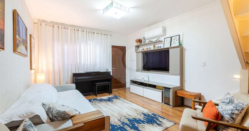 Casa com 2 quartos à venda na Rua Bergamota, --, Alto de Pinheiros, São Paulo