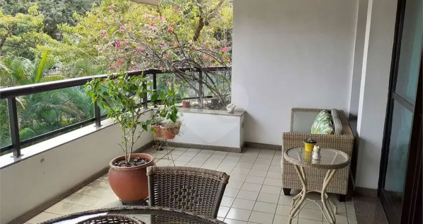 Apartamento com 4 quartos à venda ou para locação em Vila Madalena - SP
