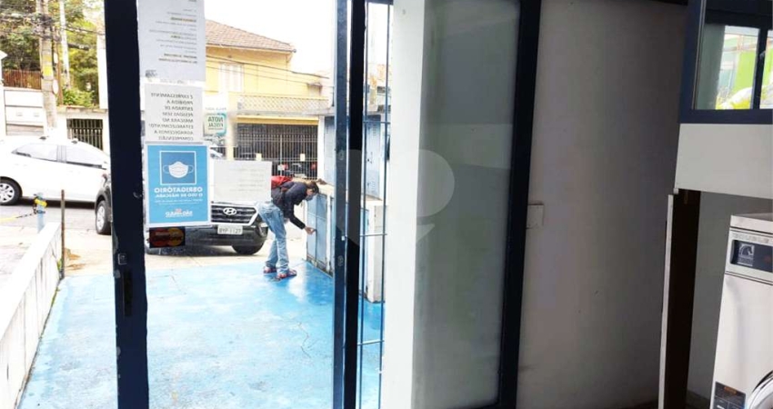 Salão Comercial à venda em Alto De Pinheiros - SP