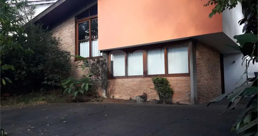 Casa com 3 quartos à venda em Alto De Pinheiros - SP