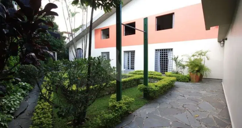 Sobrado com 4 quartos à venda em Alto De Pinheiros - SP